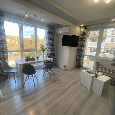 Apartmán Уютен Нов Апартамент - Стара Загора С Две Спални Exteriér fotografie